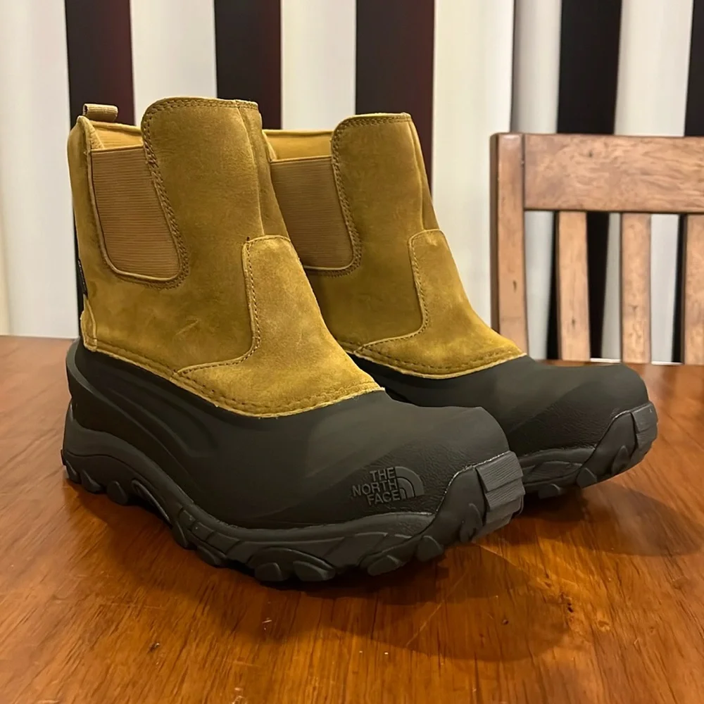 The North Face Chilkat IV Pull On Boots Snow Winter Waterproof Brown Mens Size 9